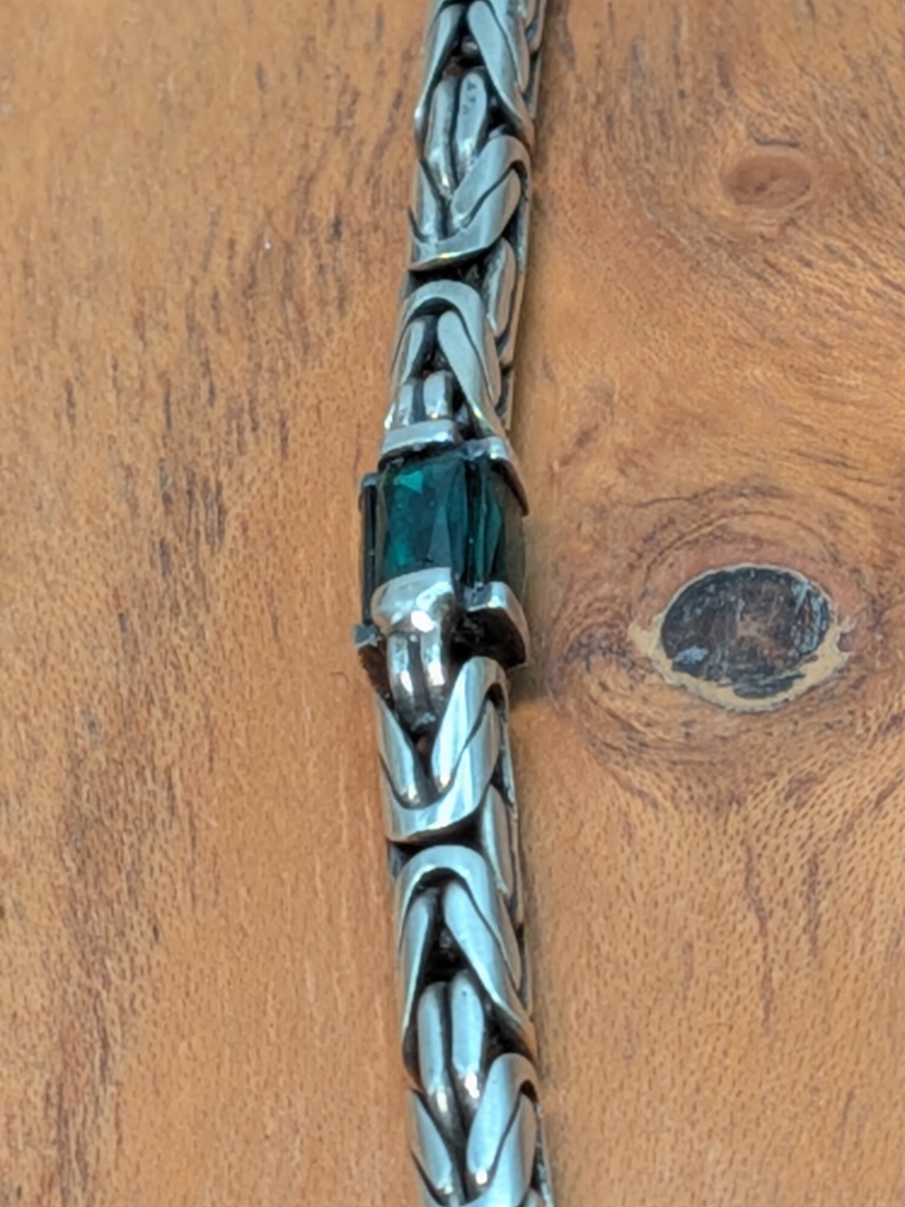Men's Silver Chain Necklace with Dark Green Accents - Picture 4 of 6